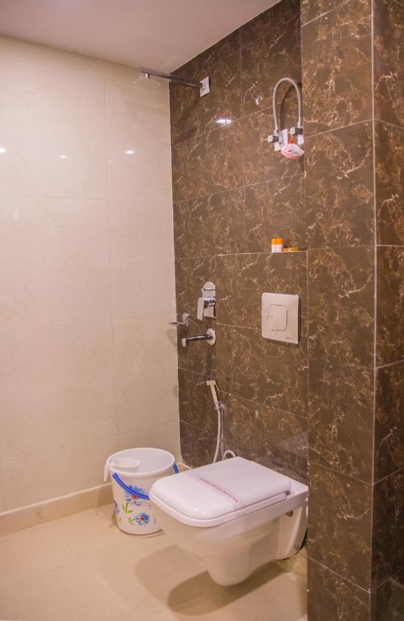 Hotel Pawan Plaza Near Sir Ganga Ram Hospital Dillí Exteriér fotografie