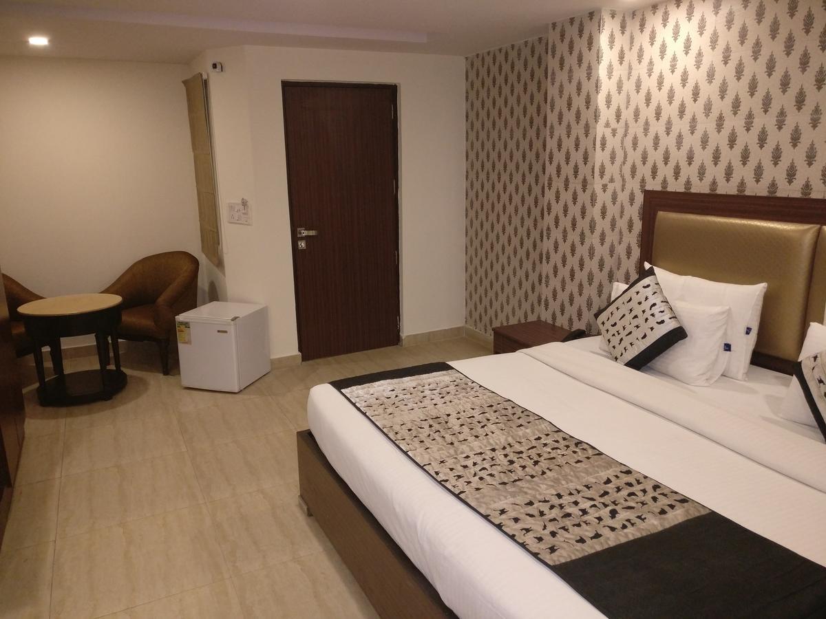 Hotel Pawan Plaza Near Sir Ganga Ram Hospital Dillí Exteriér fotografie