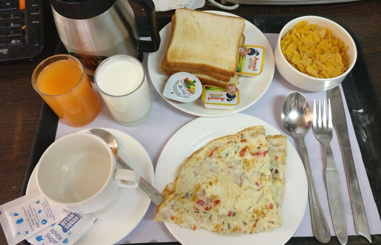 Hotel Pawan Plaza Near Sir Ganga Ram Hospital Dillí Exteriér fotografie