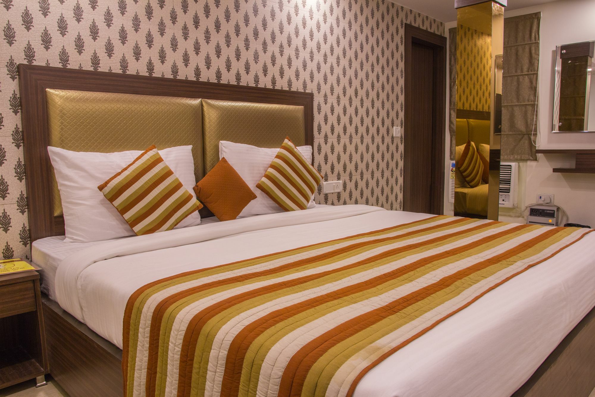 Hotel Pawan Plaza Near Sir Ganga Ram Hospital Dillí Exteriér fotografie